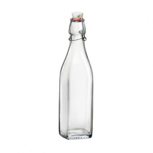 diese transparente Bügelverschlussflasche Square Swing mit einem Fassungsvermögen von 0,5 Litern ist für die Gravur geeignet